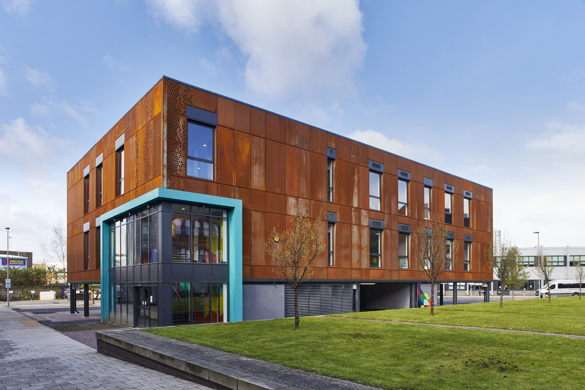 External shot of Leeds College Printworks Campus | Education Sector | Premier Modular