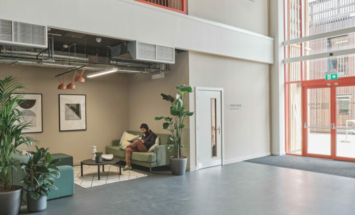 5 ontwerpkeuzes die werkstress helpen verminderen